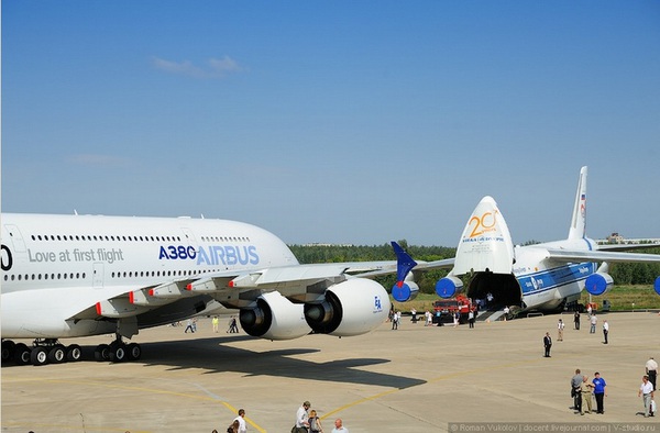 ... và A380