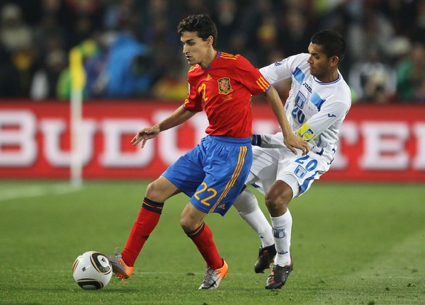 
	Jesus Navas đã trở thành tân binh đầu tiên của Man City mùa này