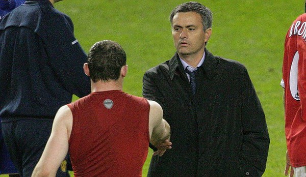 
	Mourinho rất muốn có Rooney