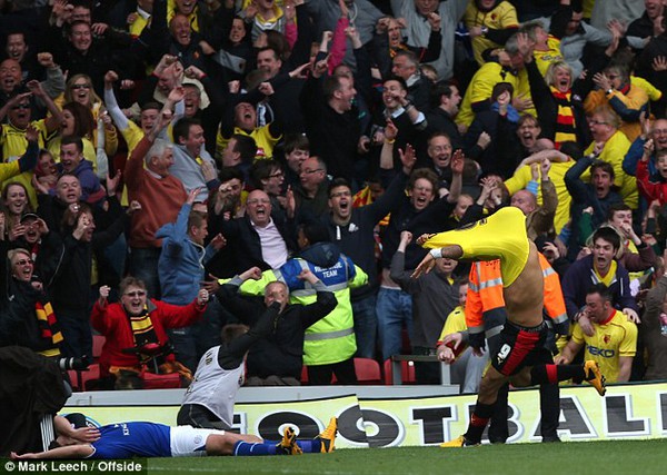 20 giây “điên rồ”, Watford giành quyền vào chơi chung kết