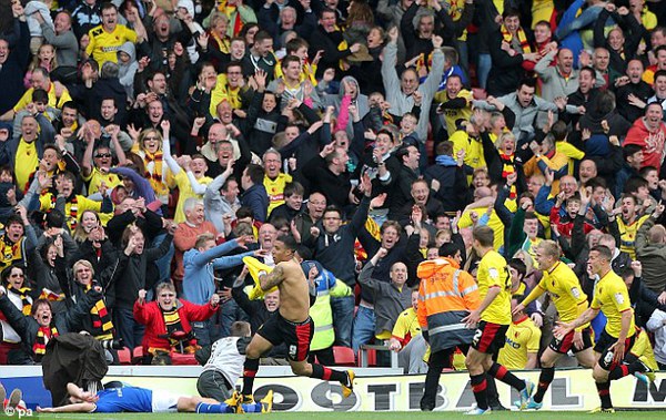 20 giây “điên rồ”, Watford giành quyền vào chơi chung kết