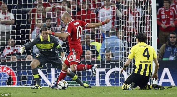 
	Robben đã mang về chiến thắng cho Bayern nhờ bàn thắng ở phút thứ 89 của trận đấu