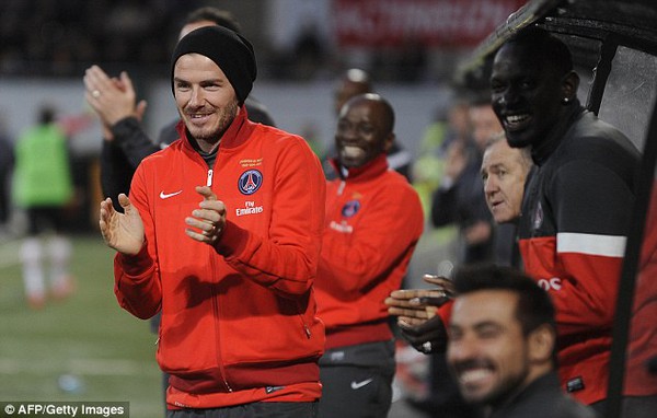 “Thèm" bóng đá, David Beckham bất ngờ trở lại PSG