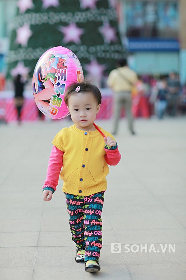 
	"Cô mẫu nhí" trên sàn catwalk