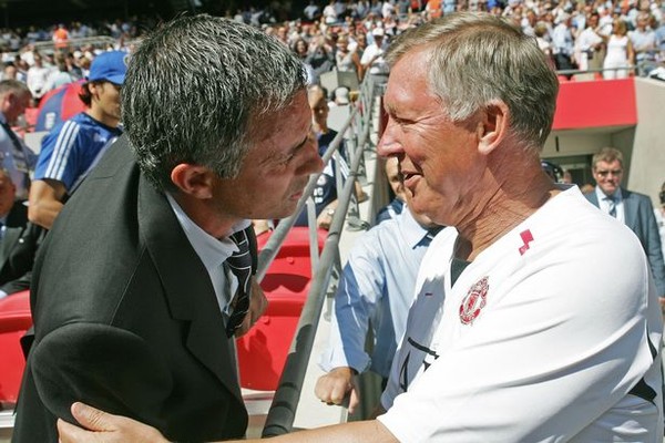 
	Ngày về của Mourinho sẽ trọn vẹn hơn nếu Sir Alex Ferguson vẫn còn tại vị