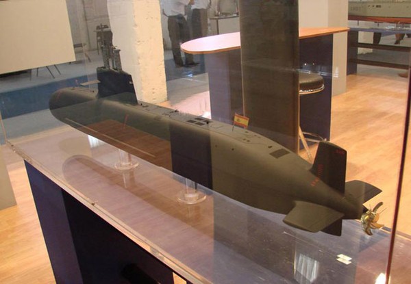 Mô hình tàu ngầm Project S-80 của Tây Ban Nha