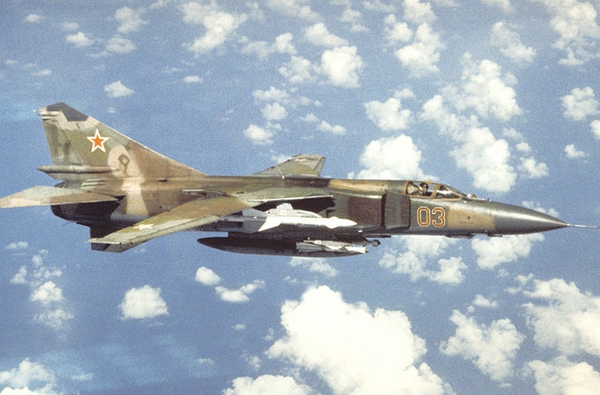 MiG-23MLD là biến thể cuối cùng của dòng tiêm kích đánh chặn MiG-23. Loại này được cải tiến về hệ thống radar và điện tử, có khả năng mang được tên lửa không đối không hiện đại R-73 và R-27.