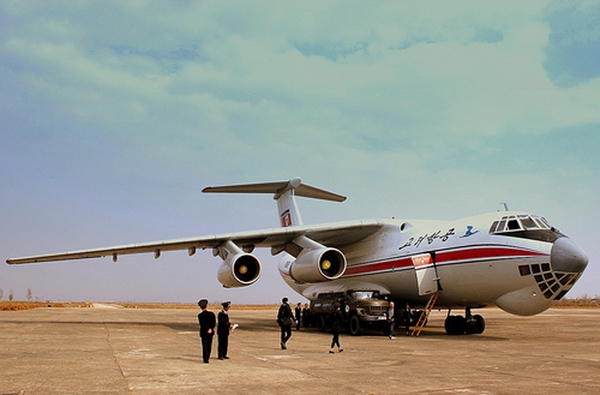 Hiện tại, những chiếc Il-76MD được dùng cho hãng hàng không quốc gia Air Koryo. Tuy nhiên, trong tình huống xảy ra chiến tranh, Triều Tiên có thể huy động những chiếc Il-76MD cho vận tải phương tiện xe cộ và binh lính.