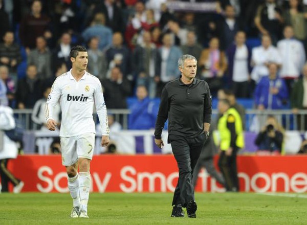 Jose Mourinho và Ronaldo lại “chiến tranh lạnh”