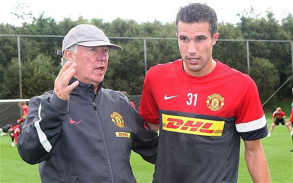 Sir Alex bày cách cho Persie đối phó CĐV Arsenal