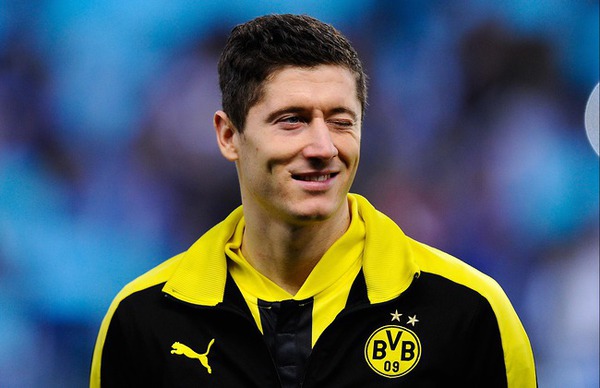 
	Lewandowski tỏ ra thích thú nếu được làm học trò của Mourinho