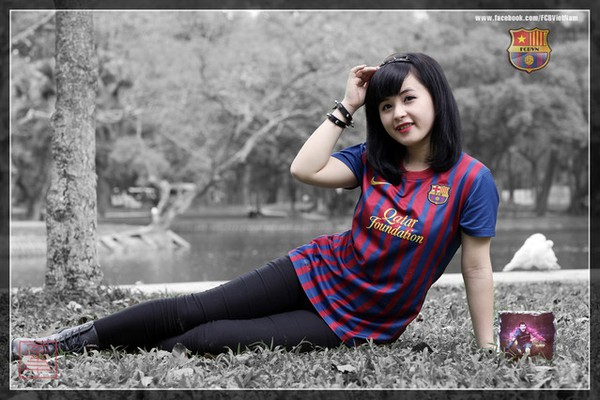 Báo thân Barca tung ảnh hot girl hội CĐV Việt Nam