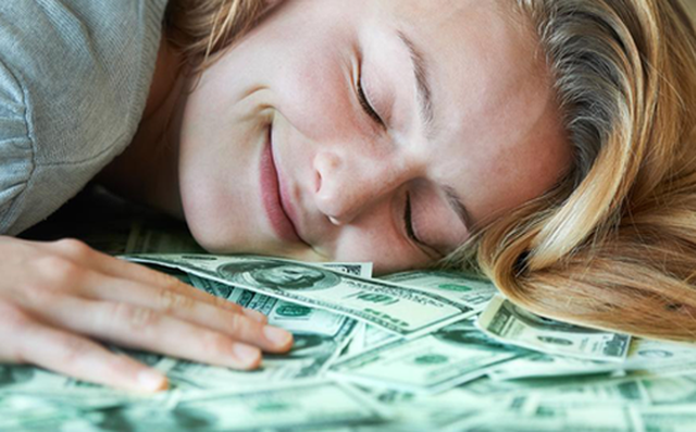 Tiền nhiều có 'mua' được hạnh phúc không? Đây là câu trả lời của Viện Hàn  lâm Khoa học Quốc gia Mỹ: Cực bất ngờ