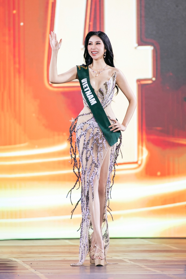 Chung kết Miss Earth 2023: Lan Anh - Việt Nam giành ngôi Hoa hậu Nước, người đẹp Albania đăng quang Hoa hậu Trái đất- Ảnh 14.