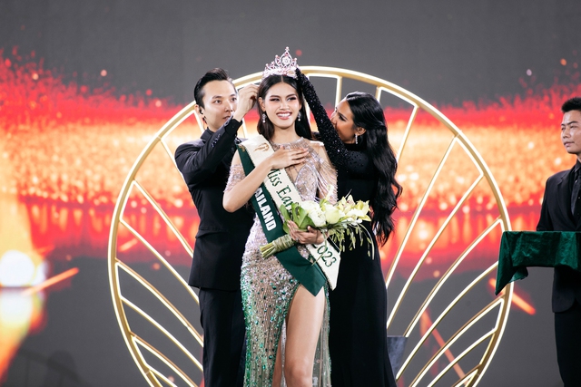 Chung kết Miss Earth 2023: Lan Anh - Việt Nam giành ngôi Hoa hậu Nước, người đẹp Albania đăng quang Hoa hậu Trái đất- Ảnh 7.