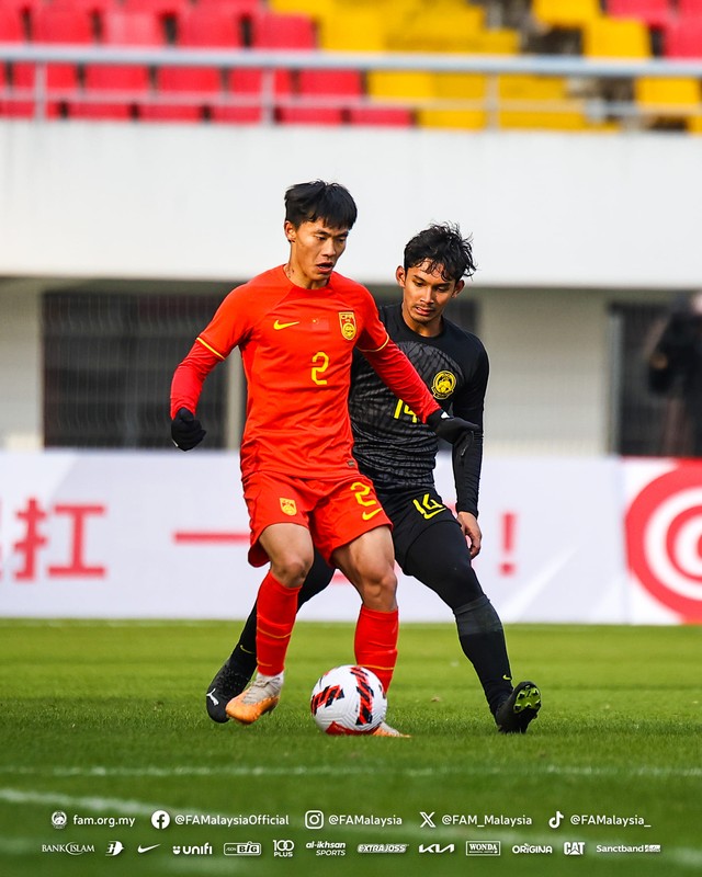 U23 Trung Quốc bất ngờ để thua đội bóng Đông Nam Á ngay trên sân nhà- Ảnh 1.