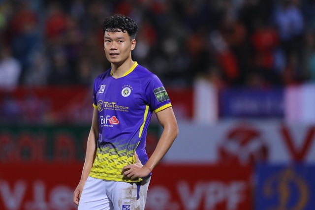 Trung vệ tuyển Việt Nam dính đa chấn thương đầu gối, nguy cơ lỡ "cơ hội vàng" tại Asian Cup- Ảnh 1.