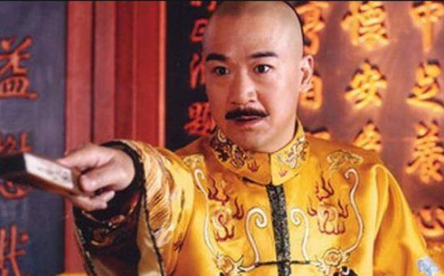 THẦY XEM BÓI CHÍNH XÁC GIÚP GIẢI ĐÁP VẬN MỆNH CUỘC ĐỜI TỪNG NGƯỜI