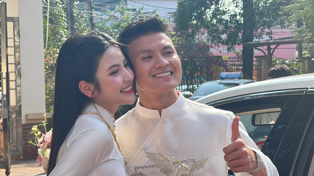 Quang Hải đón dâu bằng dàn siêu xe chục tỷ, có hành động ga lăng đến "tan chảy" với Chu Thanh Huyền- Ảnh 4.