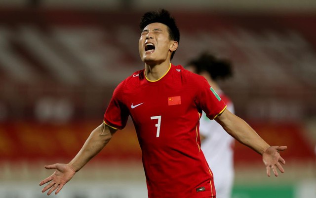 Nhận 3 thẻ đỏ, đội tuyển Trung Quốc thua sốc trước đối thủ hạng 150 thế giới- Ảnh 1.