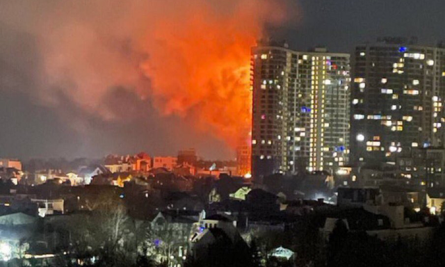 Bão lửa kinh hoàng, Nga phát động tấn công kỷ lục vào Ukraine ngay ngày đầu năm: TT Putin cảnh báo nóng- Ảnh 1.