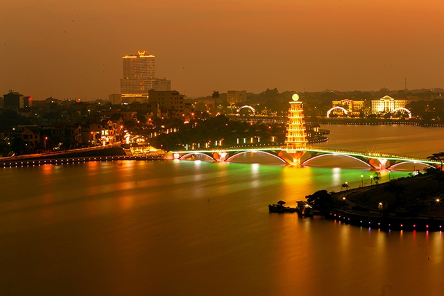 Quy mô GRDP vượt 100.000 tỷ, cửa ngõ phía tây của Hà Nội sẽ là nơi đáng sống, an toàn và thịnh vượng- Ảnh 1.