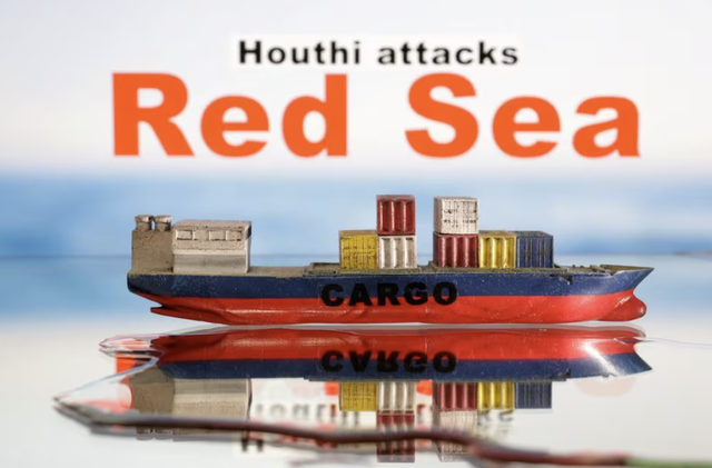 Toàn cảnh Anh-Mỹ tấn công Houthi: 150 tên lửa ồ ạt trút, Houthi đáp trả ác liệt, bắn nhầm tàu dầu Nga- Ảnh 1.
