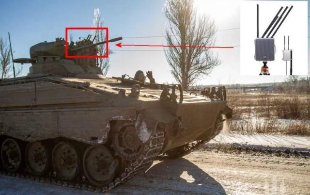 Nga khoe xe tăng được trang bị 'thứ đập Drone cảm tử Ukraine như đập ruồi' - Có gì đó chưa đúng?- Ảnh 3.