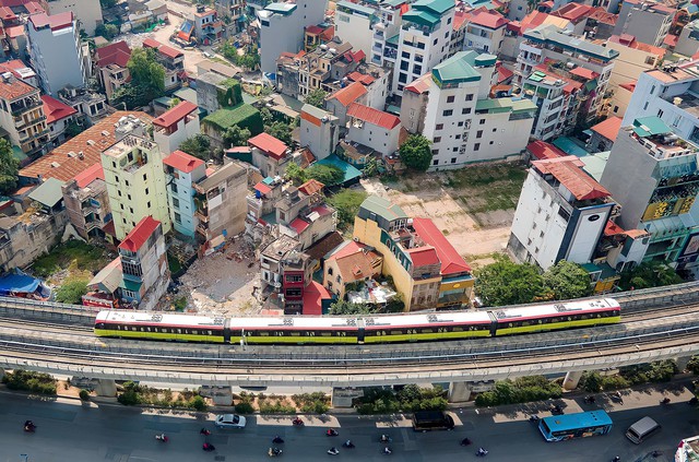 2 siêu đô thị hàng đầu Việt Nam cùng đi tìm 'lời giải' cho gần 600km metro trị giá 65 tỷ USD- Ảnh 1.