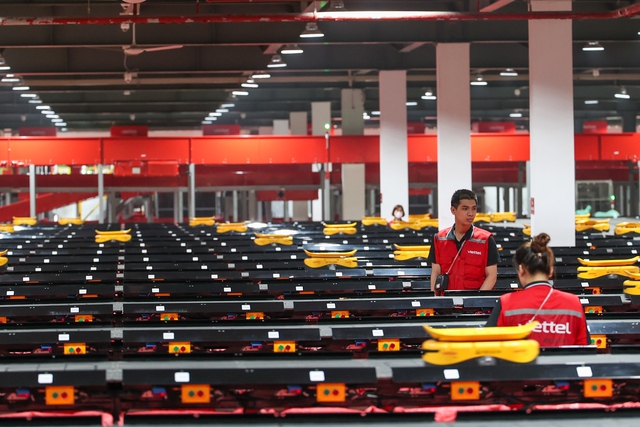 Tận mắt tổ hợp chia chọn hàng hoá siêu hiện đại do người Việt làm chủ, công suất 1,4 triệu bưu phẩm/ngày- Ảnh 3.