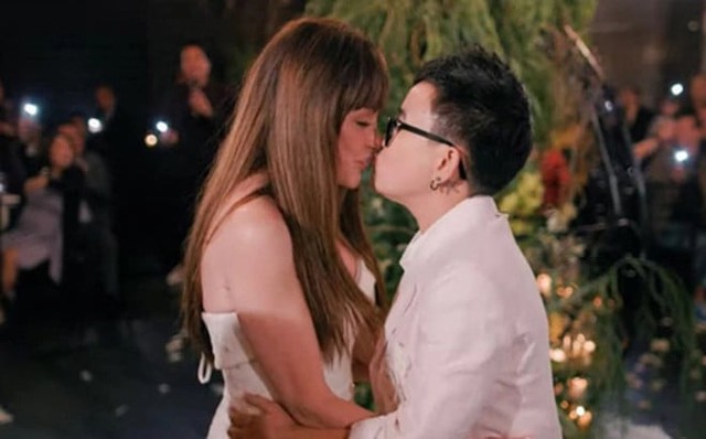 Nữ danh ca Việt: 2 lần ly hôn, hủy cưới với bạn trai kém 12 tuổi, gây bất ngờ khi công khai yêu đồng giới- Ảnh 3.