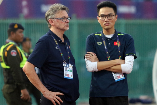 HLV Troussier: Ký ức buồn với tuyển Indonesia và ngày "phán quyết" ở Asian Cup- Ảnh 4.