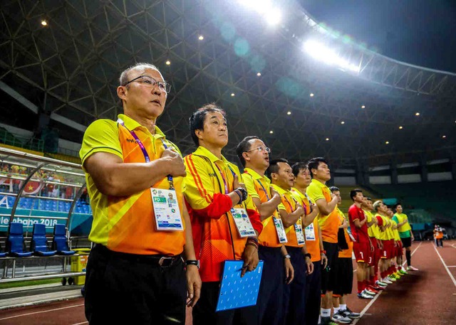 Tuyển Việt Nam bị FIFA trừ số điểm không tưởng, cột mốc tâm huyết của HLV Park Hang-seo có nguy cơ biến mất- Ảnh 2.