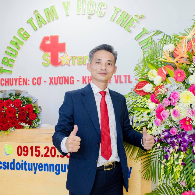 Cựu bác sĩ U23 Việt Nam: "Tôi đau xót cho Đình Trọng, không hiểu vì sao bạn ấy vội vàng như vậy"- Ảnh 12.