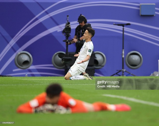Theerathon mắc sai lầm tai hại, tuyển Thái Lan ngậm ngùi rời Asian Cup dù ghi siêu phẩm- Ảnh 3.