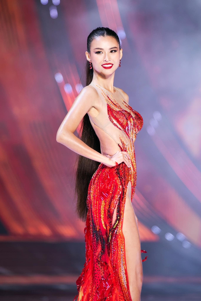 Cao Thiên Trang bất ngờ được cầu hôn sau thành tích Top 5 Hoa hậu Hoàn vũ Việt Nam 2023- Ảnh 4.
