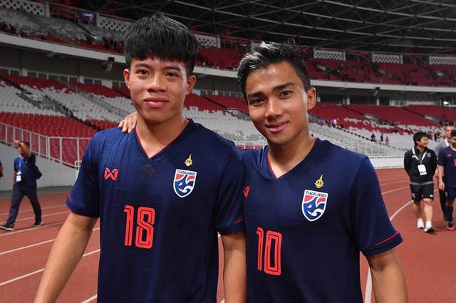 Ngôi sao tuyển Thái Lan xin rút khỏi Asian Cup, lý do khiến CĐV phẫn nộ, đòi gạch tên vĩnh viễn- Ảnh 1.