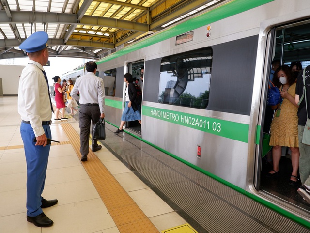 Tiết lộ về 3 kỷ lục của tuyến đường sắt đô thị đầu tiên ở Việt Nam do Trung Quốc hỗ trợ xây dựng- Ảnh 2.