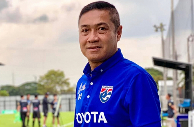 Huyền thoại Thái Lan nói phũ về lùm xùm Asian Cup: "Cậu ta bỏ về thì ĐTQG cũng chẳng ảnh hưởng gì"- Ảnh 3.