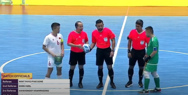 TRỰC TIẾP Việt Nam 1-0 Brunei: Tuyển Việt Nam tấn công dồn dập, liên tục "bắn phá" khung thành - Ảnh 2.