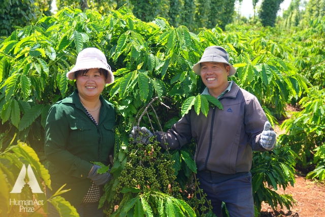 Việt Nam có mô hình độc đáo giúp đất hồi sinh, nông dân thu tiền tỷ từ giống cây "tốt nhất thế giới" - Ảnh 5.