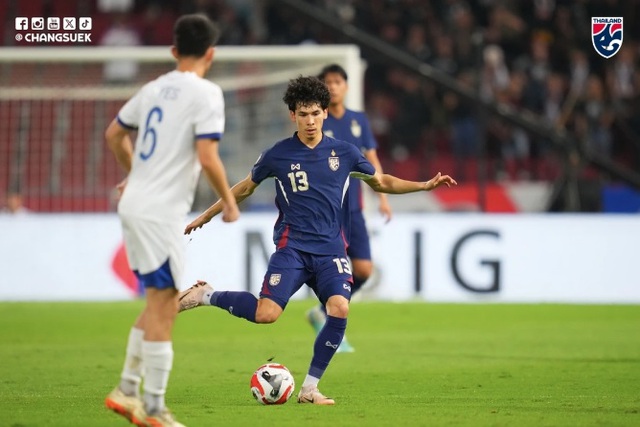 TRỰC TIẾP Thái Lan 3-1 Philippines: Thái Lan dẫn bàn nghẹt thở trong hiệp phụ - Ảnh 12.