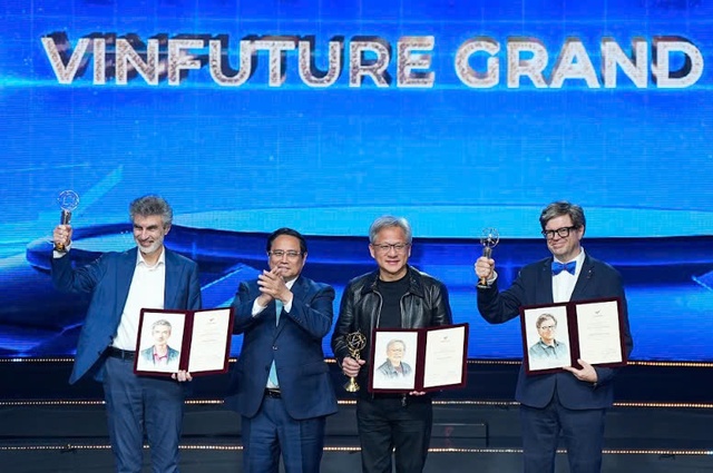 [HOT]: Giải thưởng chính 3 triệu USD VinFuture 2024 được trao cho CEO NVIDIA Jensen Huang và 4 nhà khoa học - Ảnh 1.