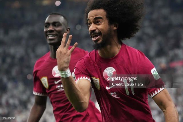 3 lần thủng lưới vì penalty, tuyển Jordan ngậm ngùi nhìn Qatar nâng cao chiếc cúp vô địch Asian Cup- Ảnh 2.