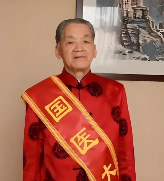Bậc thầy y học cổ truyền Trung Quốc thọ 103 tuổi, thích dùng 2 món, làm 5 việc để tăng tuổi thọ- Ảnh 1.