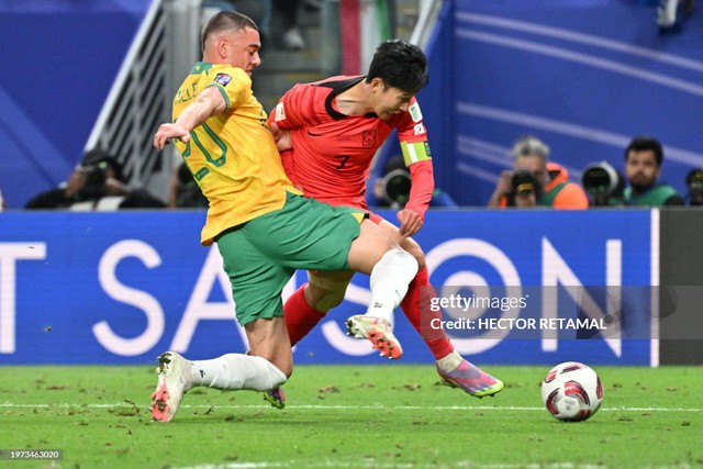 Son Heung-min 2 lần tạo ra điều kỳ diệu, Hàn Quốc ngược dòng hạ Australia theo kịch bản đậm chất "drama"- Ảnh 2. Son Heung-min 2 lần tạo ra điều kỳ diệu, Hàn Quốc ngược dòng hạ Australia theo kịch bản đậm chất "drama"- Ảnh 2.