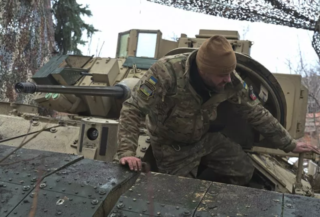 ISW: Viện trợ cho Ukraine gặp khó, Nga tấn công mạnh trên 3 mặt trận- Ảnh 1.