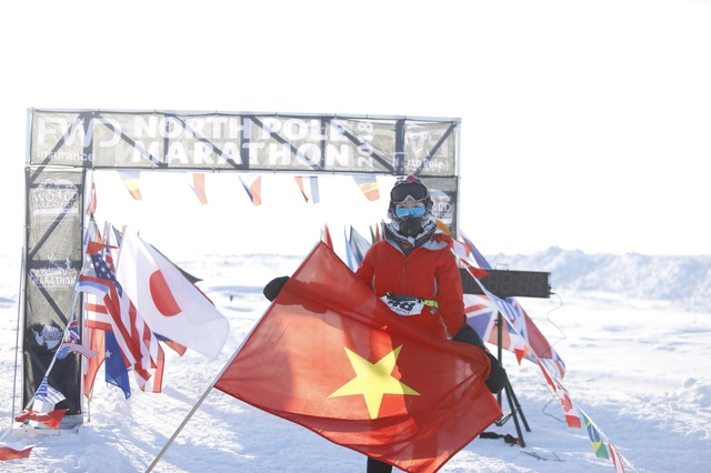 Người phụ nữ Việt đầu tiên chạy bộ 42km ở Bắc Cực: Chi phí 1,5 tỷ đồng cho trải nghiệm nhớ đời- Ảnh 17.