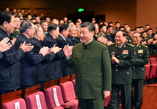 19 ngày sau khi nhậm chức, ông Tập triệu tập tướng lĩnh và ra 1 mệnh lệnh - Sức mạnh PLA tăng tốc cấp số nhân- Ảnh 1.