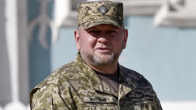 Ông Zelensky chính thức sa thải Tổng tư lệnh Quân đội: Binh sĩ Ukraine phẫn nộ- Ảnh 2.